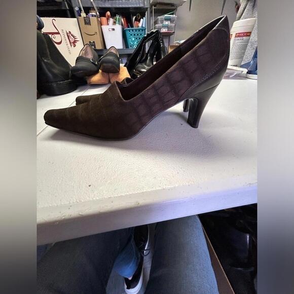 Liz Claiborne flex pumps - Picture 7 of 8